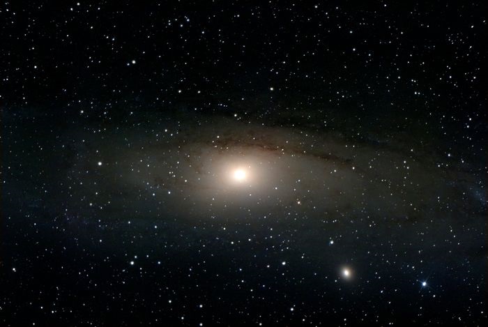 Спиральная галактика NGC 224 "Туманность Андромеды". Ратомка. 15.09.2018 года. 